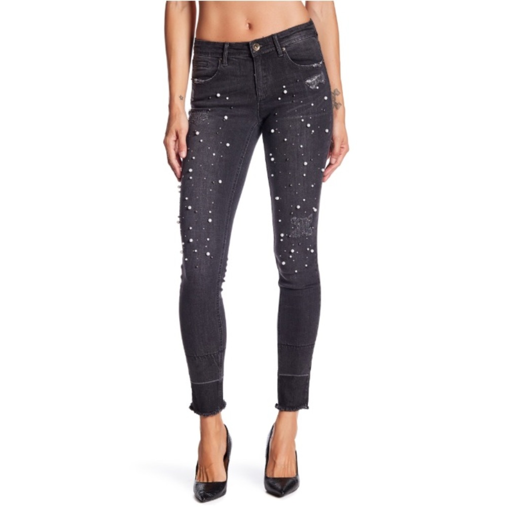 Tractr Pearl Embellished Low Rise Skinny Jeans